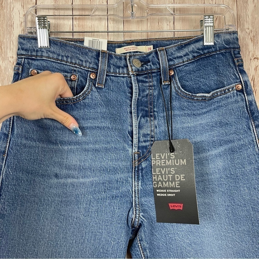 Levi’s Wedgie Straight Jazz Jive Sound Denim Jeans Size 28 x 26 IRREGULAR - Picture 5 of 16